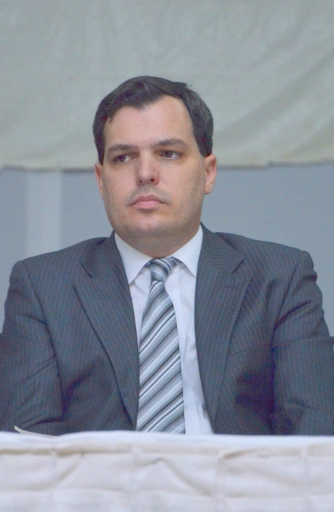 Prof. Me. Gustavo Casagrande Canheu